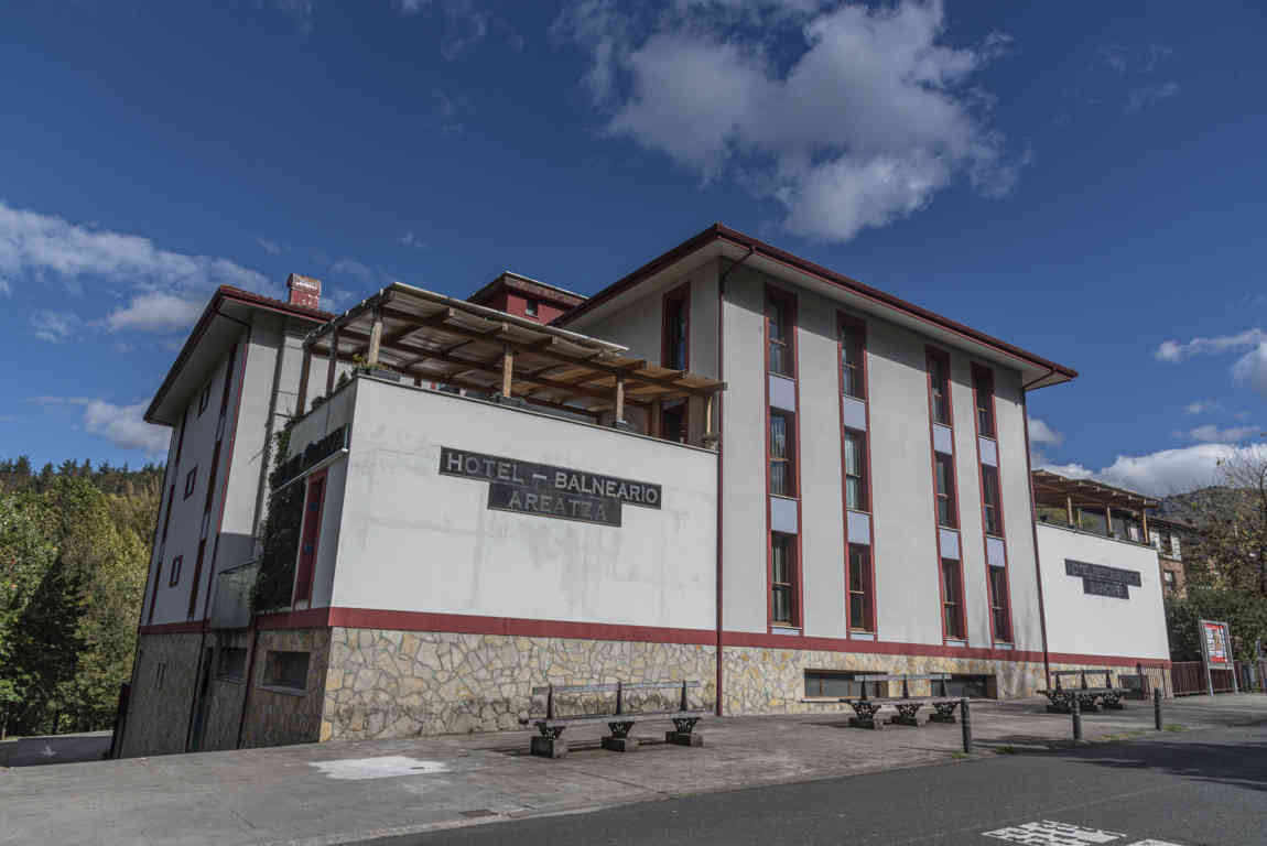 Vizcaya - Areatza 19 - hotel y balneario Areatza.jpg